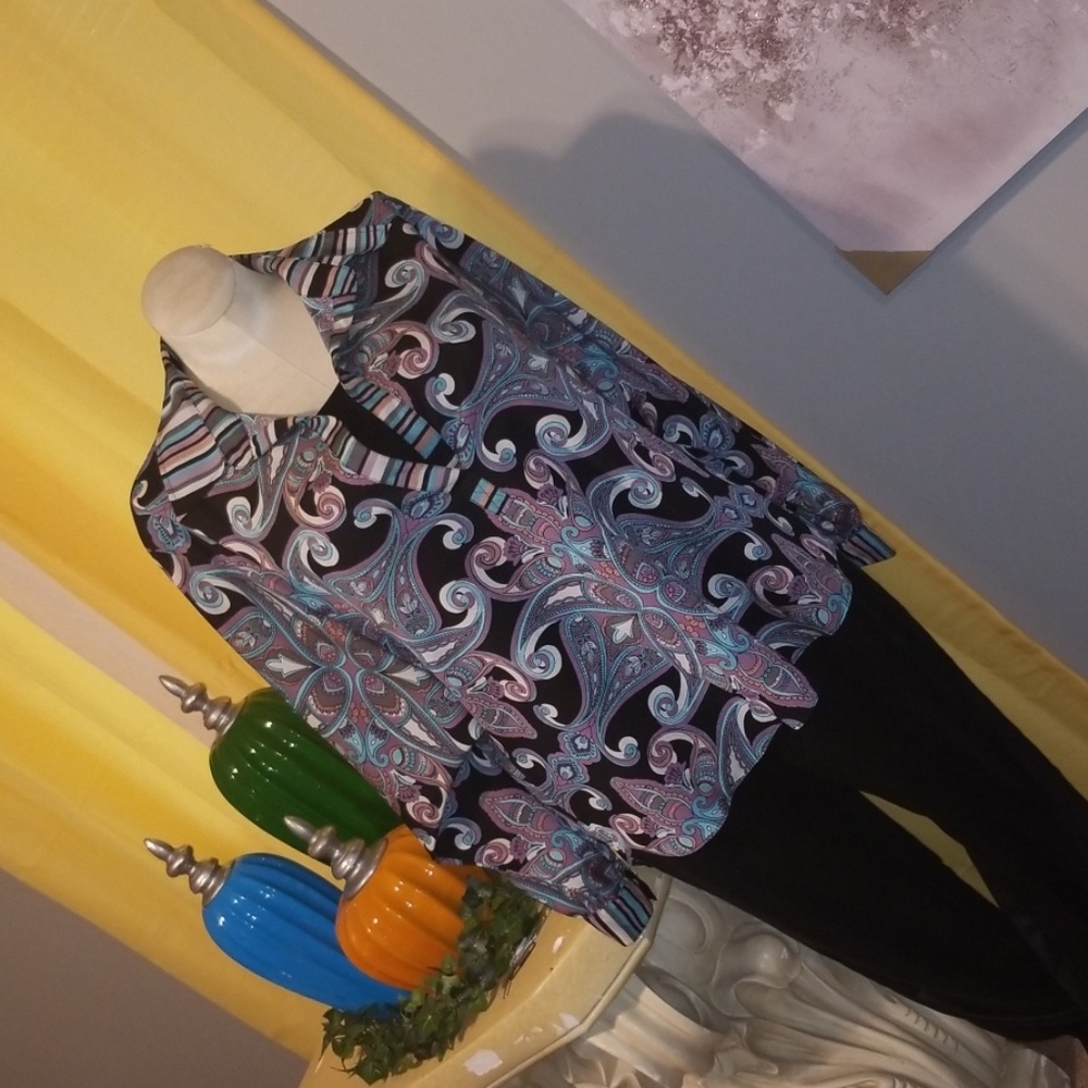 Bisou Bisou Top. Size XL